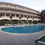 Diamant Aparthotel 4*