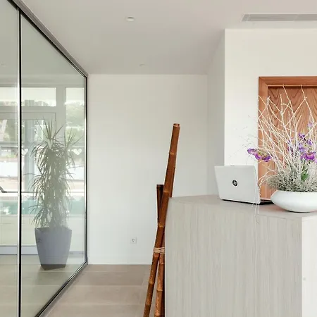 Diamant Aparthotel 4*