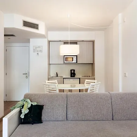 Aparthotel Diamant 4*